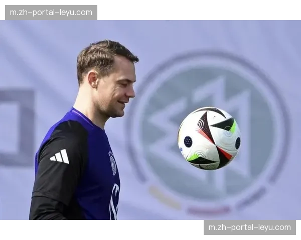 德国门将危机持续发酵 诺伊尔缺席特狮伤缺鲍曼临危受命 德国门将危机持续发酵 诺伊尔缺席特狮伤缺鲍曼临危受命